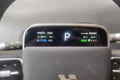 Li Auto L8