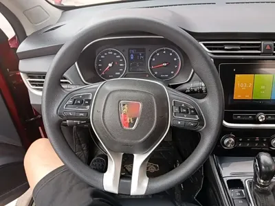 Roewe RX3