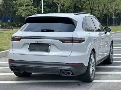 Porsche Cayenne Hybrid