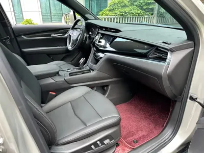 Cadillac XT6