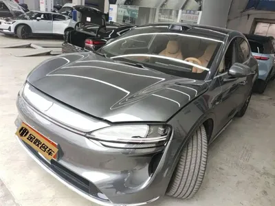 智界 Zhijie R7