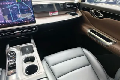 GAC Trumpchi Trumpchi E8