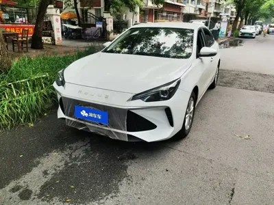 Roewe i5