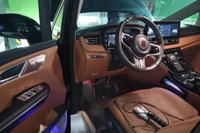 Hongqi HQ9 PHEV