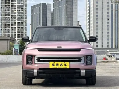 Geely ICON