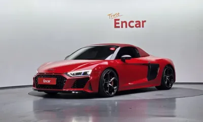 Audi R8