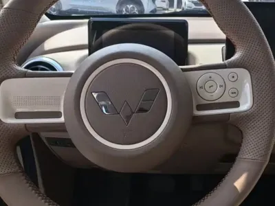 Wuling MINIEV