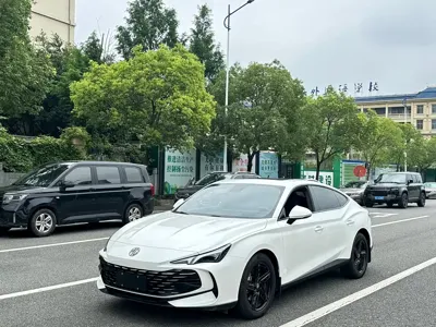 MG MG7
