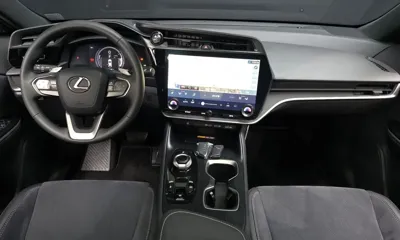 Lexus RZ