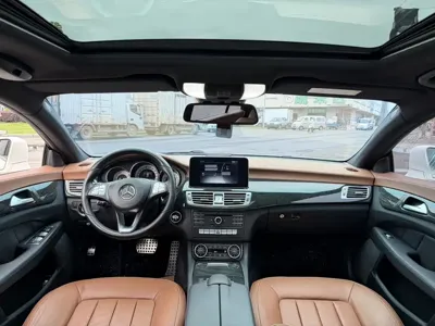 Mercedes-Benz CLS