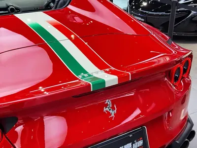 Ferrari 812
