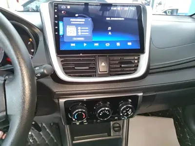 Toyota Yaris L