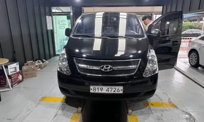 Hyundai Starex