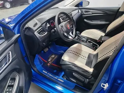 Roewe i5