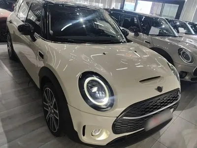 MINI Mini Clubman