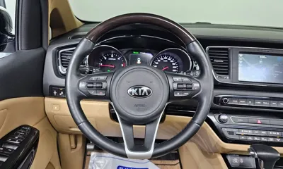 Kia Canival