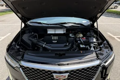 Cadillac XT6