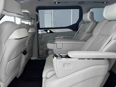 Volvo EM90