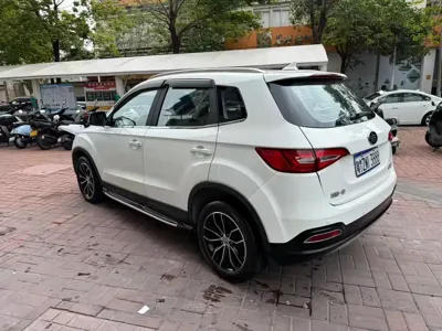 FAW Senya R7