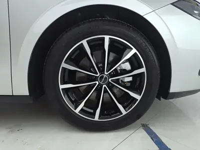 Roewe D7