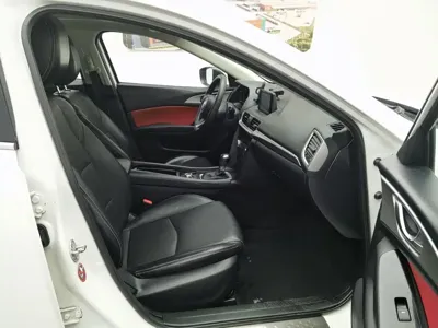 Mazda 3 Axela