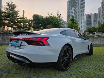 Audi e-tron GT