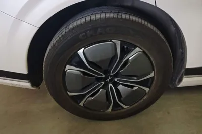 Xpeng G9