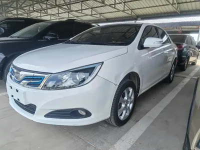 BYD e5