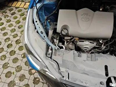 Toyota Yaris L