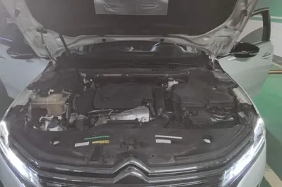 Citroen C6