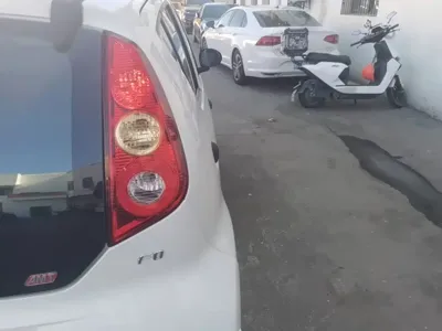 BYD F0