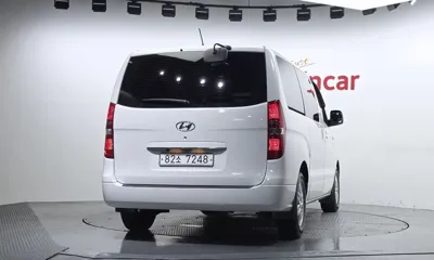Hyundai Starex