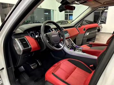 Land Rover Sport