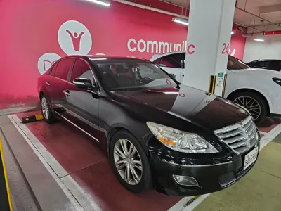 Hyundai Genesis