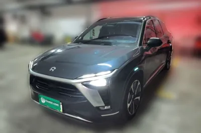 Nio ES8