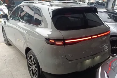 Leapmotor B10