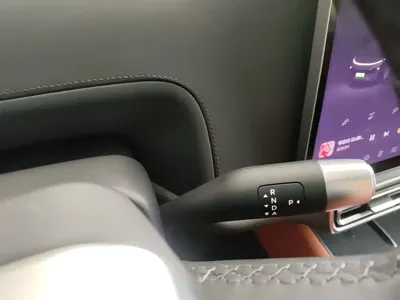 Li Auto Li L8