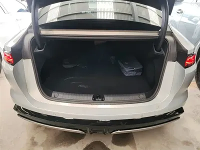 BYD 汉L
