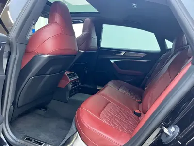 Audi A7L