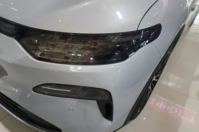 Leapmotor C11