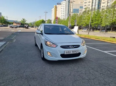 Hyundai Accent