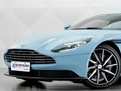 Aston Martin DB11