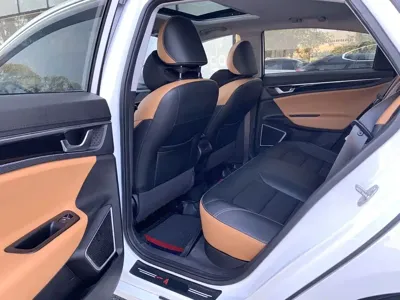 Geely Emgrand GL