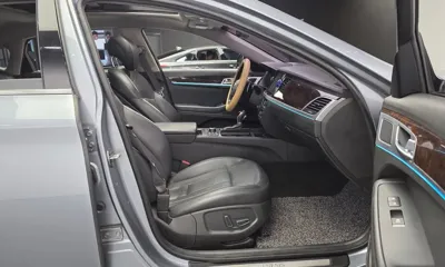Hyundai Genesis