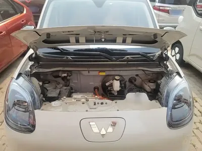 Wuling MINIEV