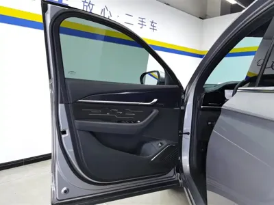 Geely Xingyue L