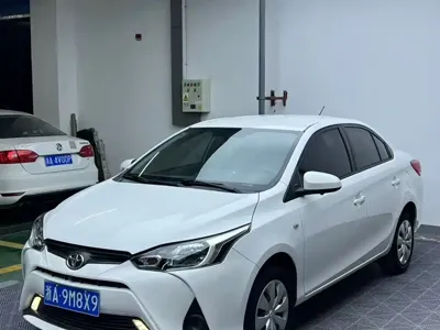 Toyota Yaris L