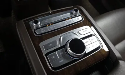Kia K9