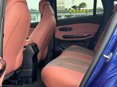 Nio EC6