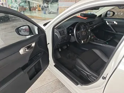 Lexus CT